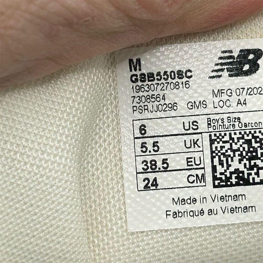 New Balance 550 Sea Salt Yellow Cream Low Top Sneakers Size 6 Women's - Picture 5 of 10